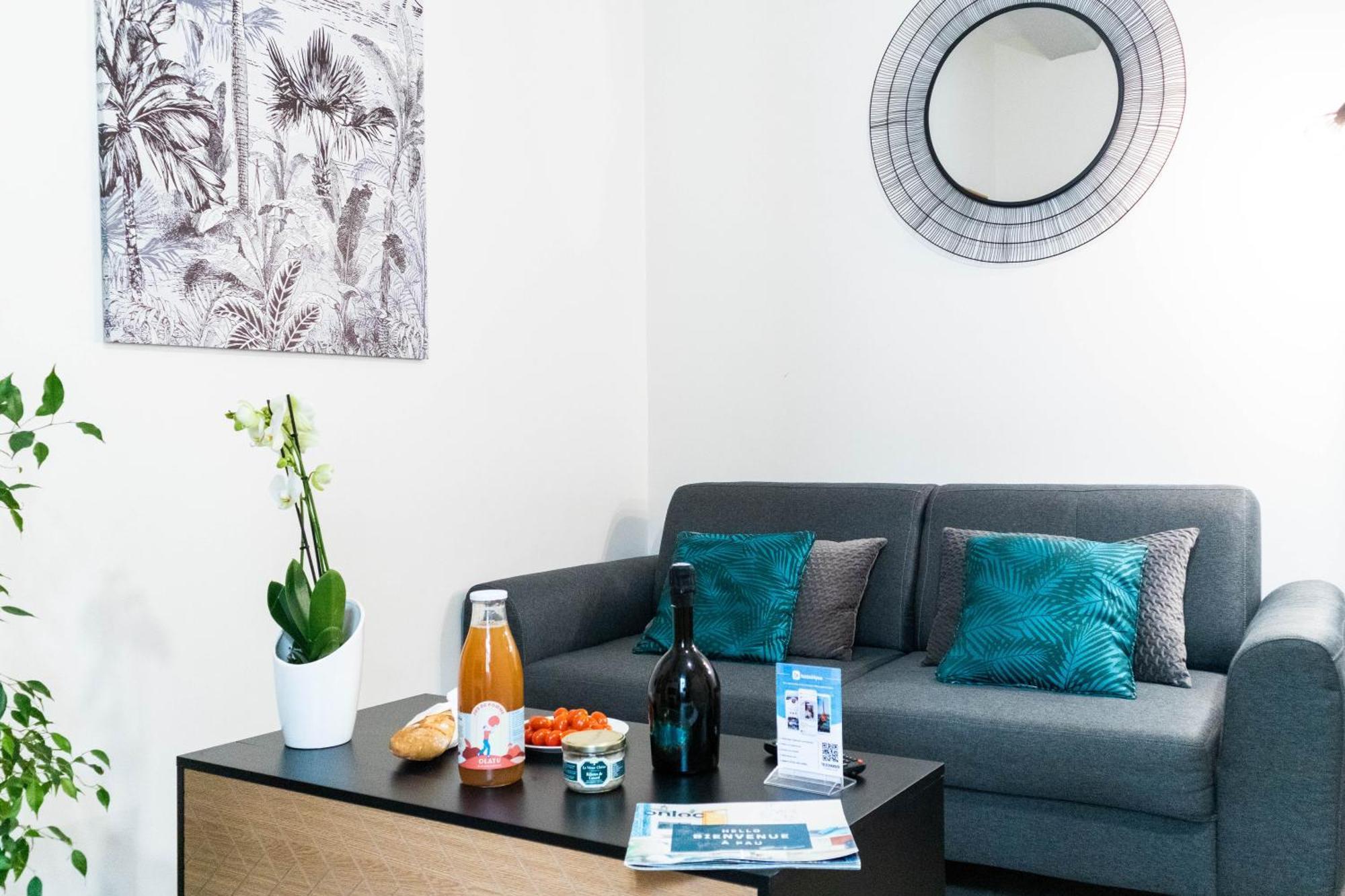 Appartement Onloc - Montpezat Coup De Cœur - Hyper Centre - Calme - Wifi *
